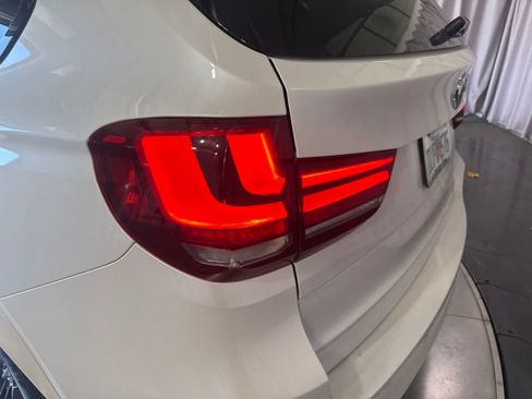 Used 2016 BMW X5 xDrive35i AWD/4WD image 10