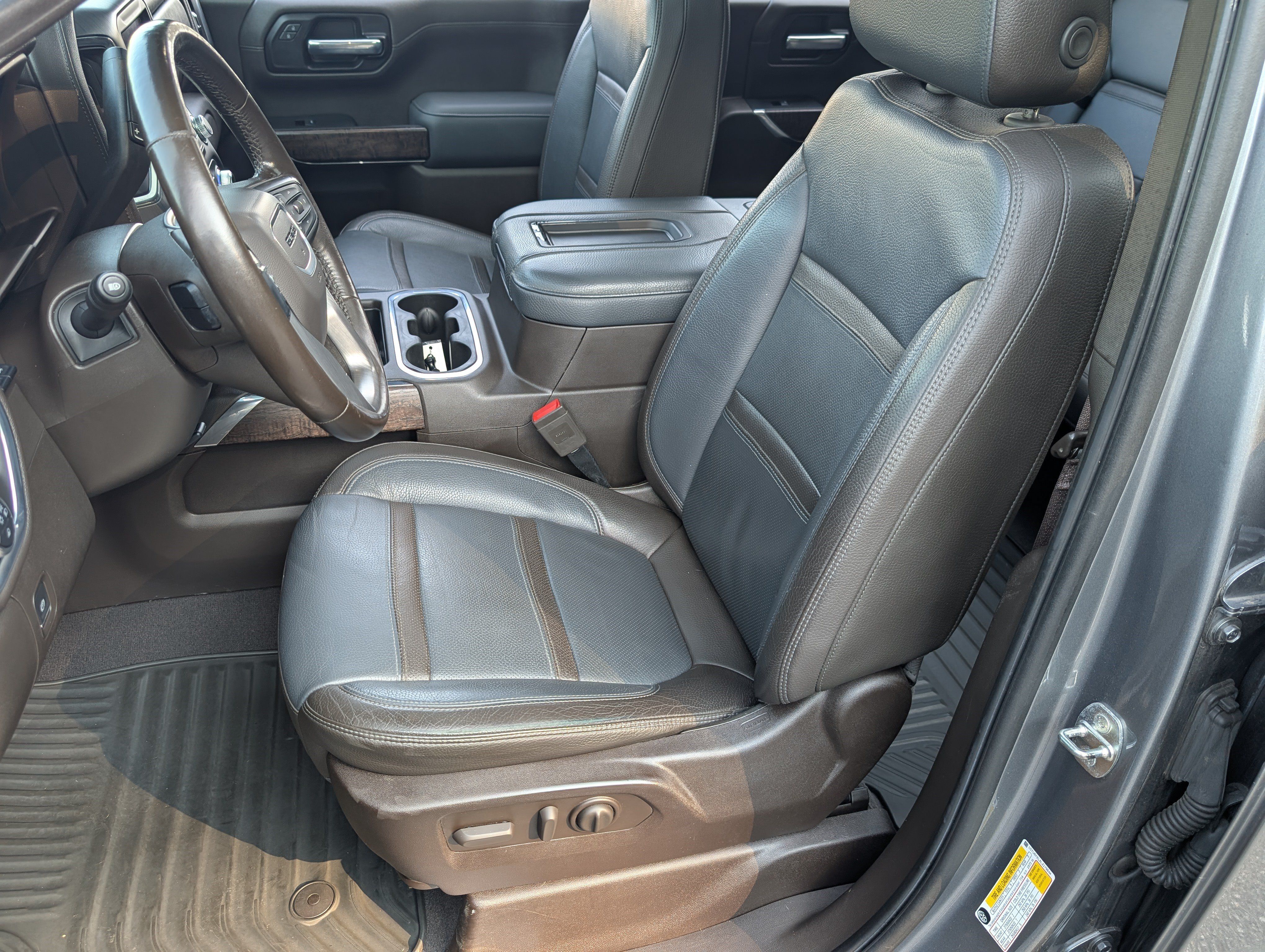 Used 2020 GMC Sierra 1500 Denali w/ Denali Ultimate Package AWD/4WD image 16