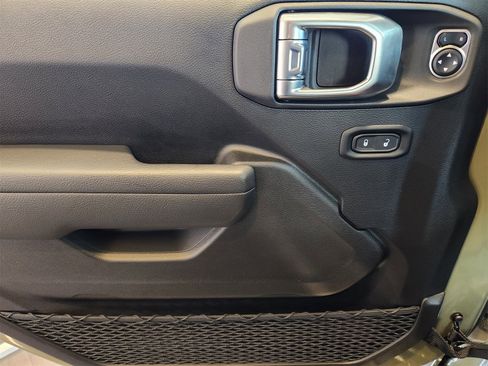 New 2026 Jeep Wrangler Unlimited Sport image 19