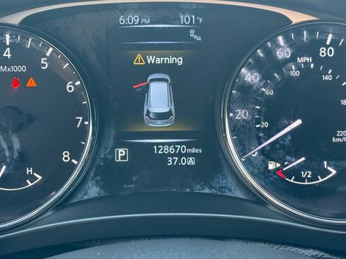 Used 2016 Nissan Rogue SV w/ SV Premium Package FWD image 23