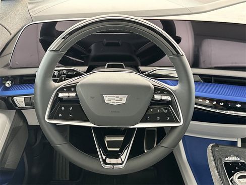 New 2025 Cadillac Optiq Sport 1 image 18