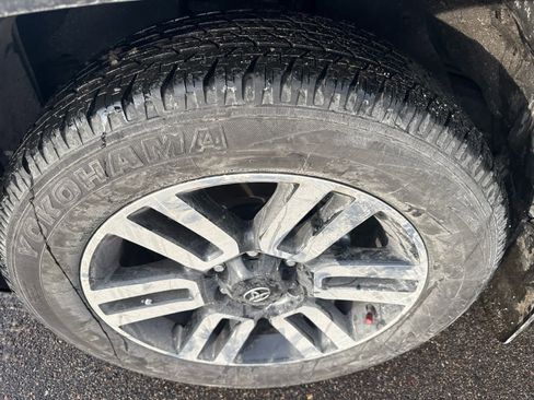 Used 2023 Toyota 4Runner Limited image 4