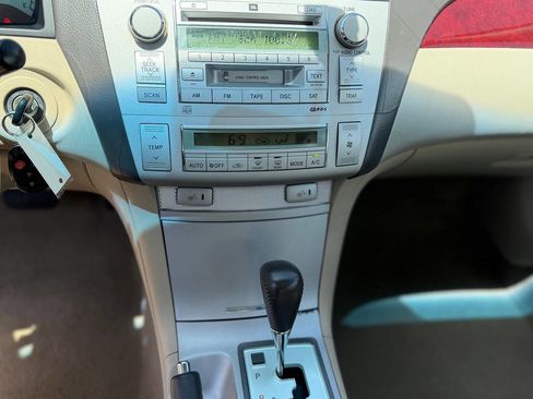 Used 2005 Toyota Solara SLE FWD image 16