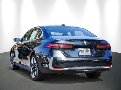 New 2027 BMW 530i w/ Convenience Package