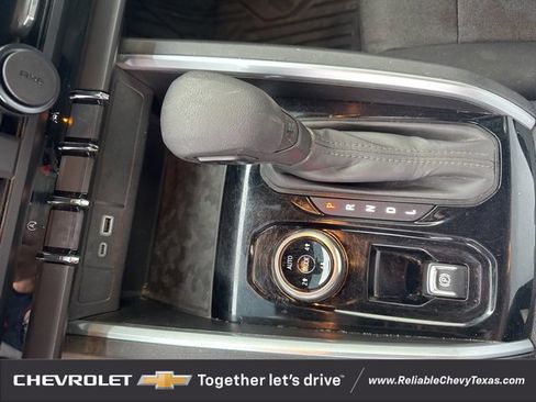 Used 2023 Chevrolet Colorado Trail Boss w/ Technology Package image 34