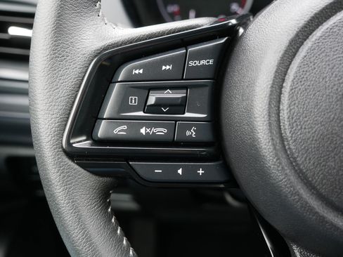 Certified 2025 Subaru Forester Premium AWD/4WD image 31
