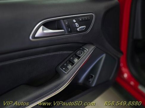 Used 2020 Mercedes-Benz GLA 250 image 12