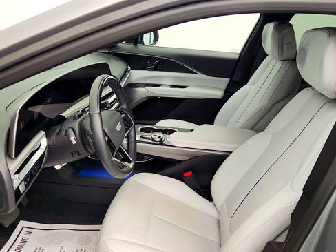 Used 2024 Cadillac Lyriq Luxury image 20