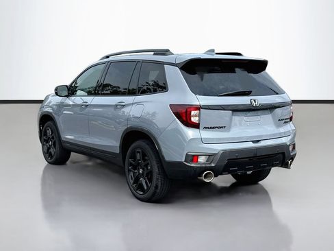 Used 2024 Honda Passport Black Edition image 5