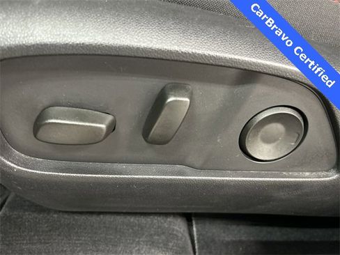 Certified 2025 Chevrolet Equinox RS image 12