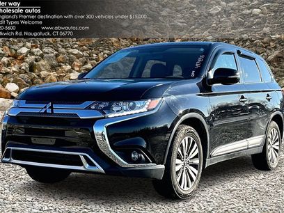 Used 2019 Mitsubishi Outlander SE