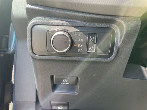 Used 2022 Ford Bronco Black Diamond image 19