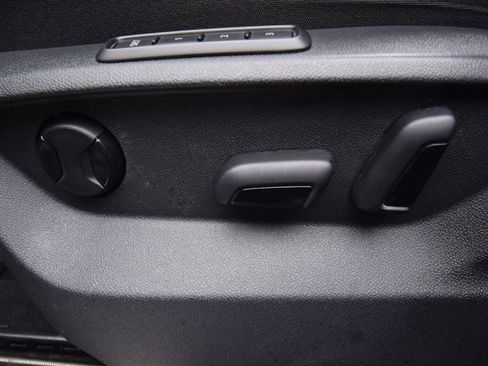 Used 2023 Volkswagen Atlas SEL image 29