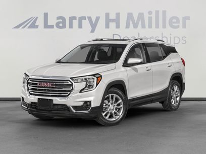 Used 2024 GMC Terrain SLE
