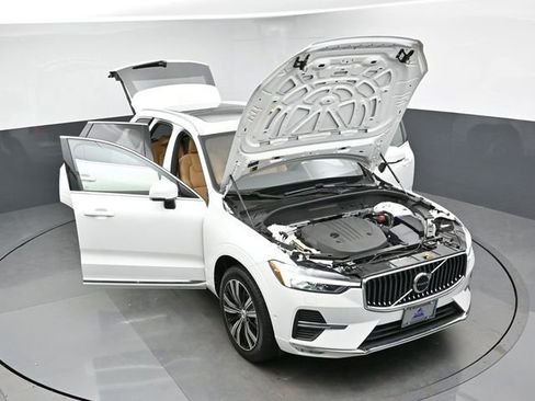 Used 2023 Volvo XC60 B5 Ultimate w/ Climate Package AWD/4WD image 52
