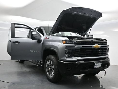 New 2026 Chevrolet Silverado 2500 Custom w/ Custom Value Package AWD/4WD image 49