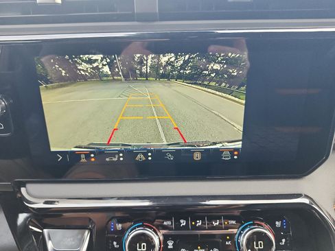 New 2026 GMC Sierra 1500 AT4 w/ AT4 Premium Package image 16