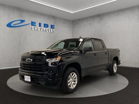 Used 2025 Chevrolet Silverado 1500 RST AWD/4WD image 10