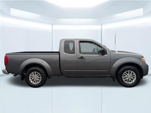 Used 2019 Nissan Frontier SV image 8