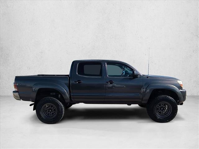 Used 2010 Toyota Tacoma 4x4 Double Cab image 4