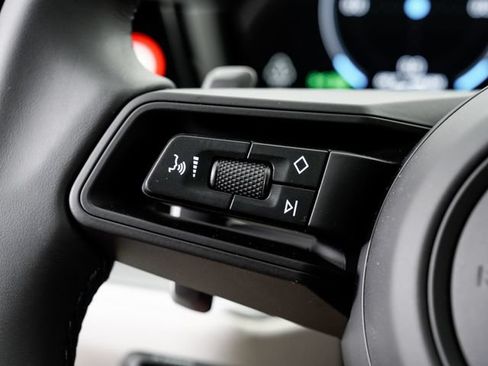 New 2026 Porsche Cayenne Coupe AWD/4WD image 13