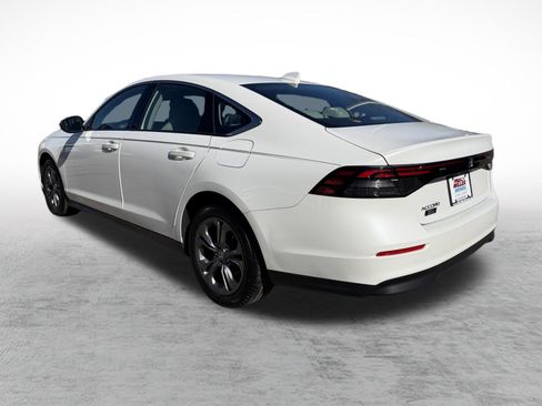 Certified 2023 Honda Accord EX image 4