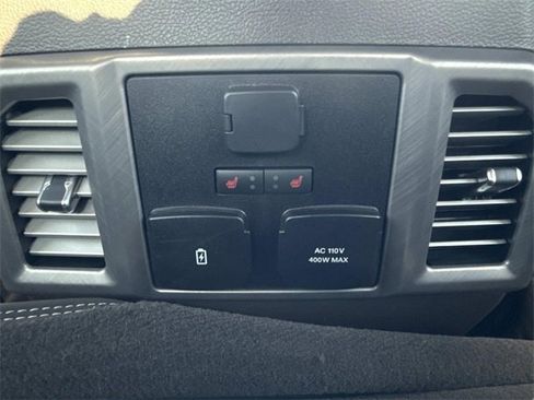 Used 2020 Ford F150 Limited w/ Trailer Tow Package image 16