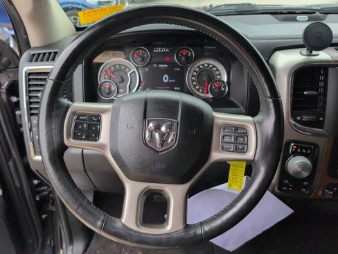 Used 2018 RAM 1500 Laramie image 3