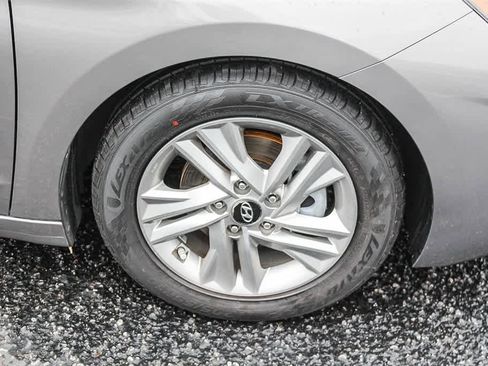 Used 2020 Hyundai Elantra Value Edition w/ Cargo Package (C1) image 12