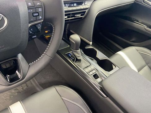 Used 2026 Toyota Camry SE image 20