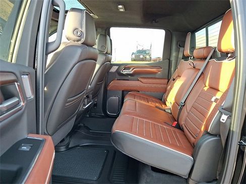 Used 2024 GMC Sierra 1500 Denali Ultimate image 10