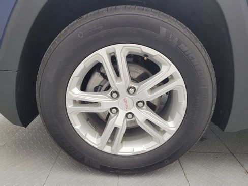 Used 2023 GMC Terrain SLE w/ Driver Convenience Package FWD image 31