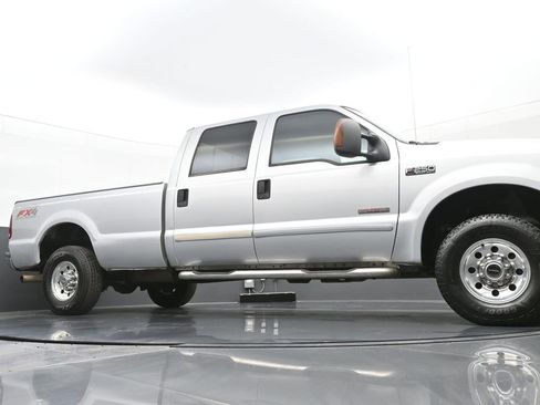 Used 2004 Ford F250 Harley-Davidson image 39