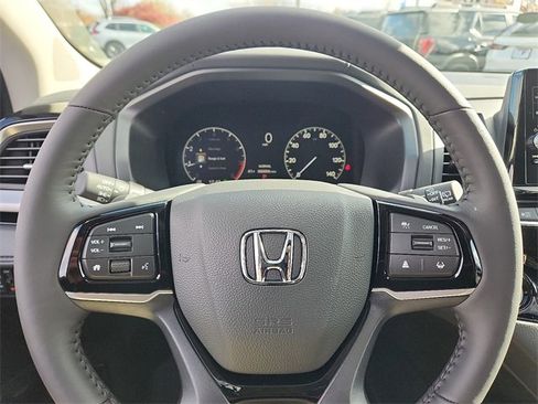New 2026 Honda Odyssey Touring image 19