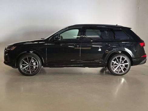 Used 2023 Audi Q7 3.0T Premium Plus AWD/4WD image 3