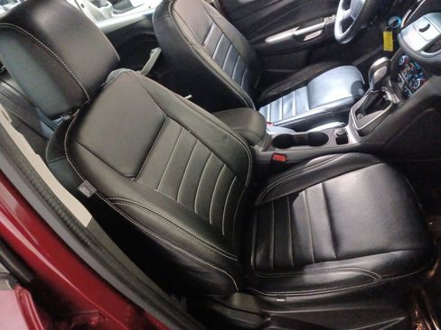 Used 2017 Ford C-MAX Energi SE w/ Equipment Group 401A image 24