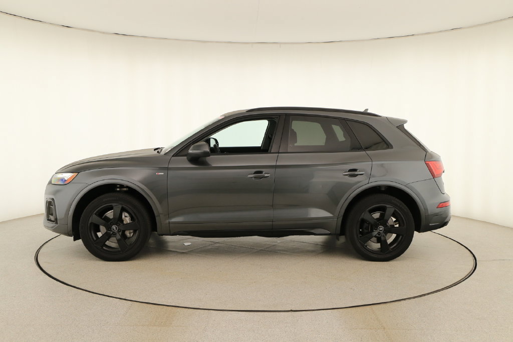 Certified 2023 Audi Q5 2.0T Premium Plus AWD/4WD image 2