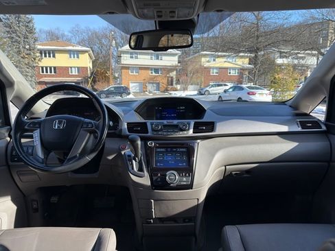 Used 2016 Honda Odyssey EX-L image 31