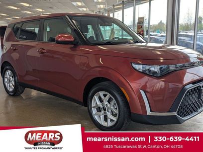 Used 2023 Kia Soul LX w/ Option Group 015