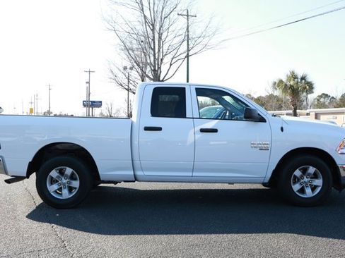 Used 2024 RAM 1500 Classic SLT image 4
