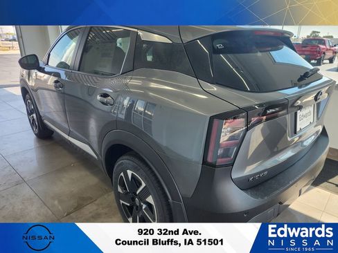 New 2025 Nissan Kicks SV AWD/4WD image 6