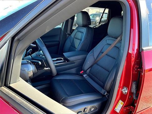 New 2026 Chevrolet Equinox LT w/ Convenience Package II image 9