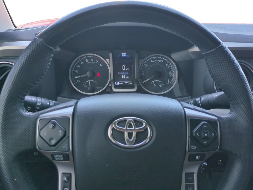 Used 2023 Toyota Tacoma SR5 AWD/4WD image 29