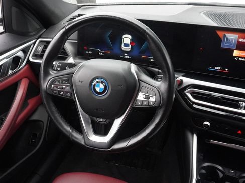 Used 2023 BMW i4 eDrive40 RWD image 35