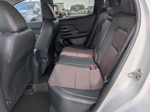Used 2025 Nissan Kicks SR AWD/4WD image 28