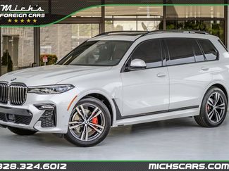 Used 2022 BMW X7 xDrive40i w/ M Sport Package AWD/4WD video 1