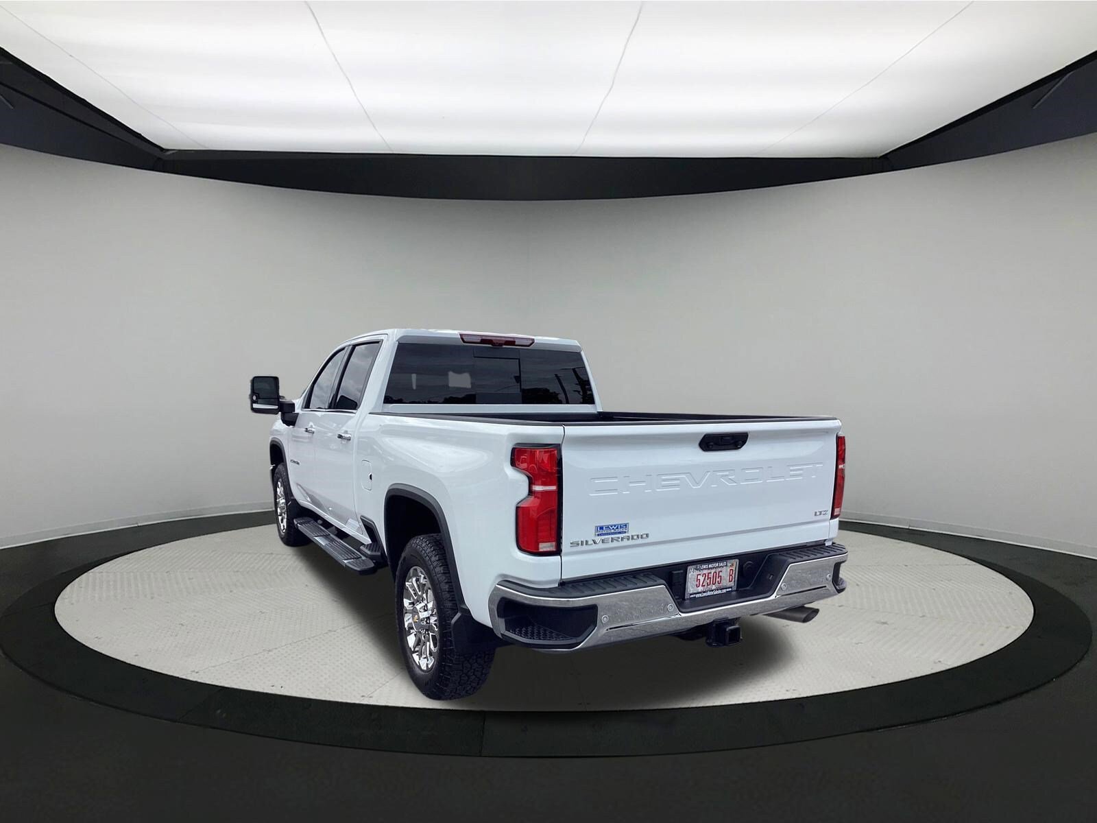 Used 2026 Chevrolet Silverado 2500 LTZ w/ LTZ Premium Package AWD/4WD image 7
