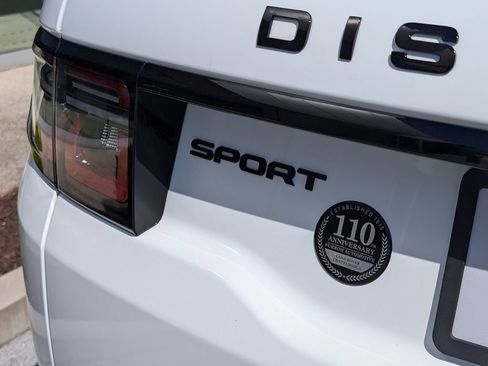 Used 2025 Land Rover Discovery Sport Dynamic SE image 33