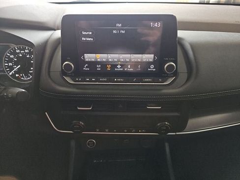 Used 2023 Nissan Rogue SV AWD/4WD image 33