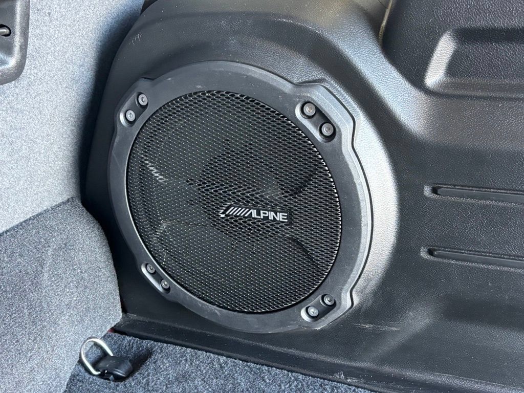 Used 2022 Jeep Wrangler Unlimited Sahara AWD/4WD image 41